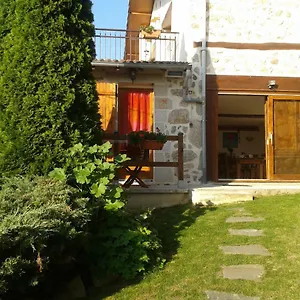  Hébergement de vacances La Grange Du Vialaron France