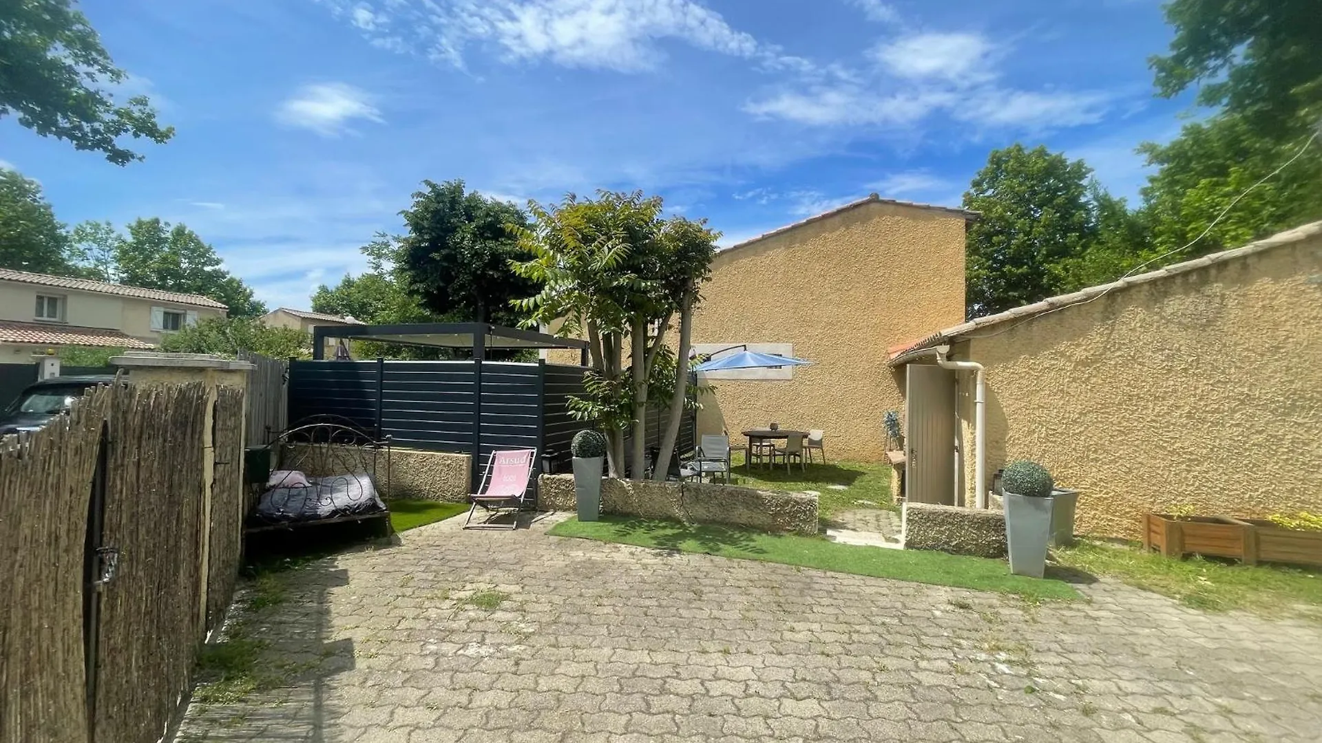 Holiday home Jolie Petite Maison Avignon - Montfavet France