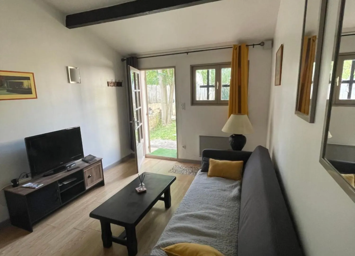 Jolie Petite Maison Avignon - Montfavet Hébergement de vacances