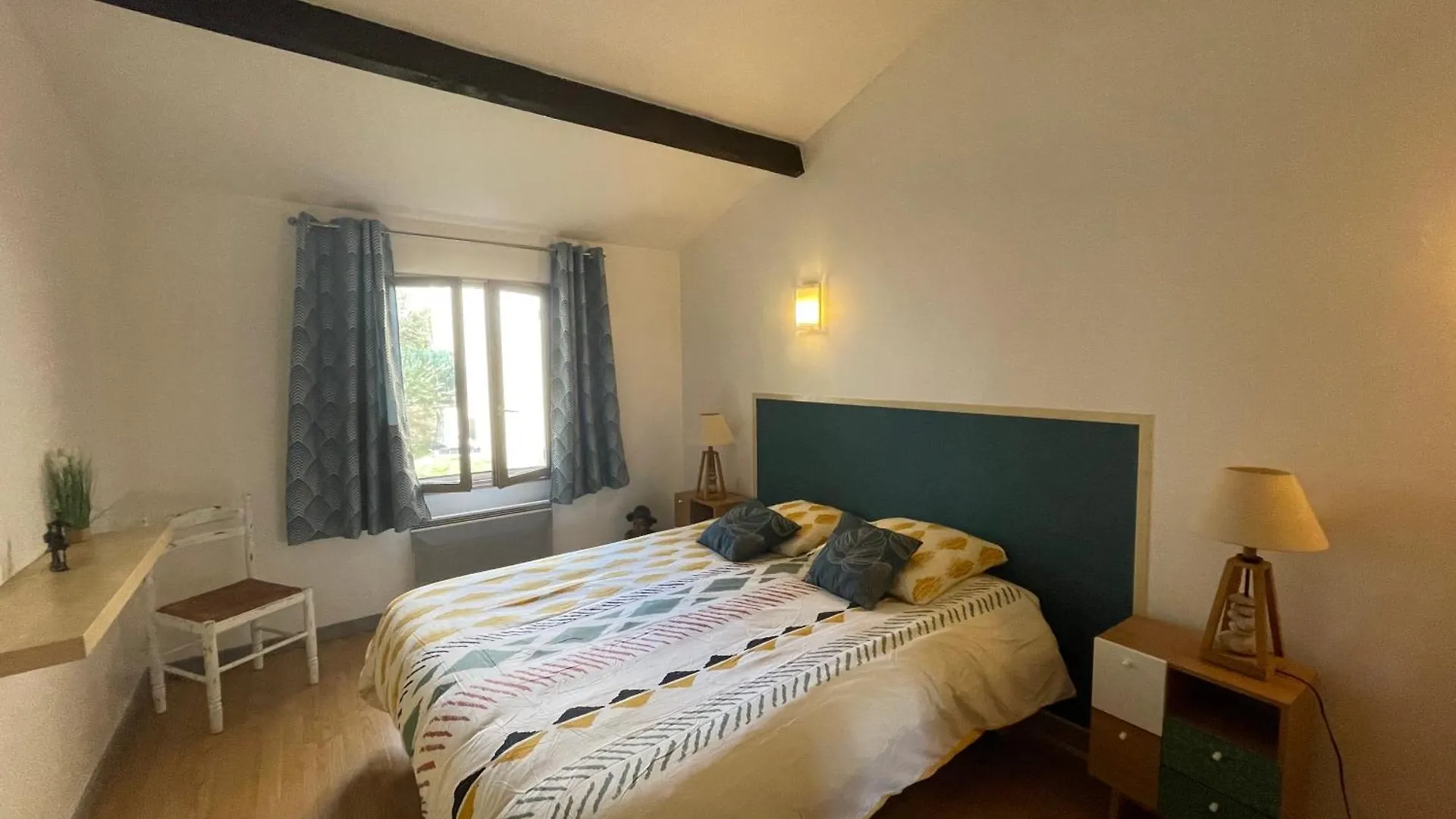 Jolie Petite Maison Avignon - Montfavet 0*,  France