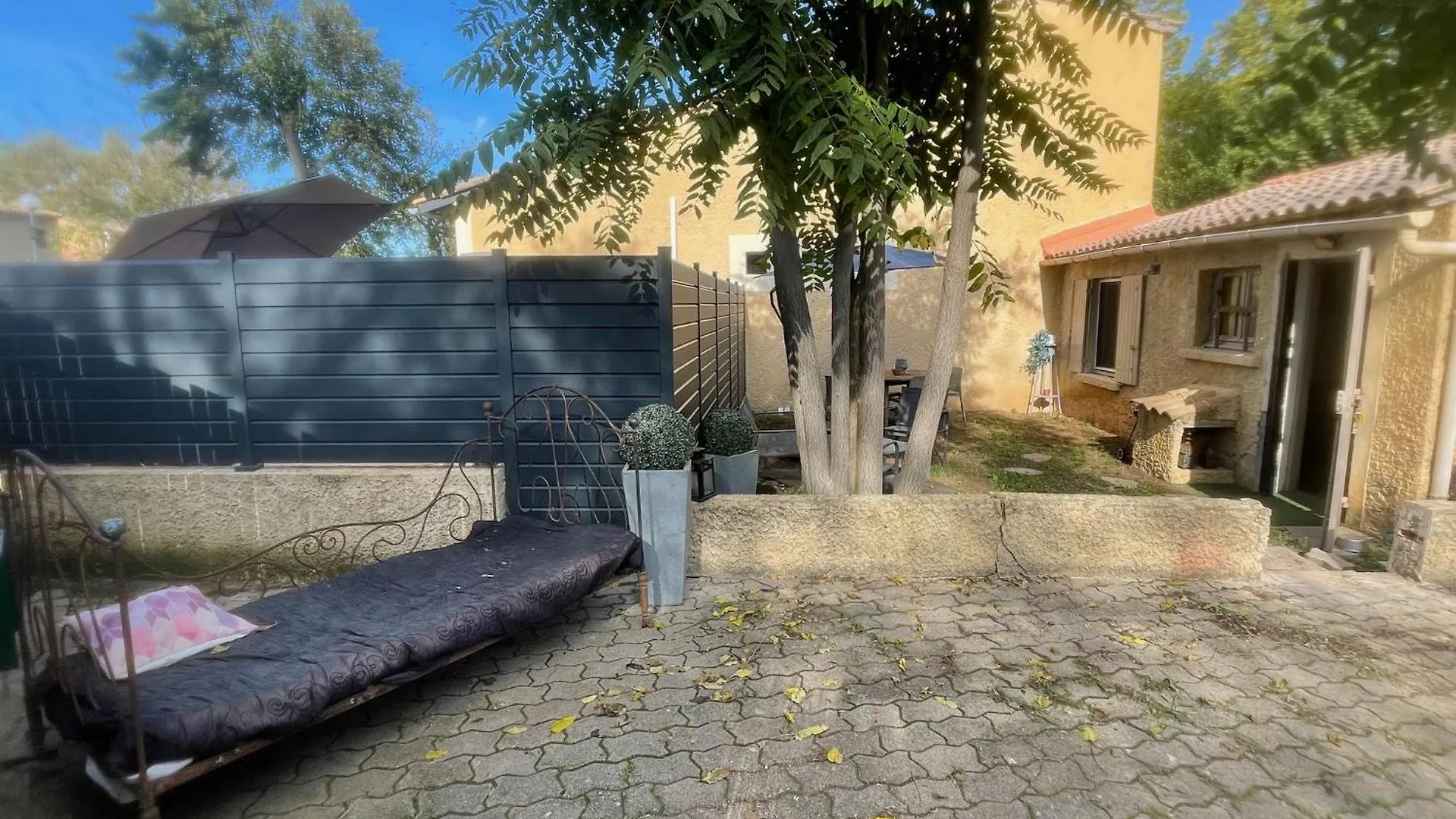 Jolie Petite Maison Avignon - Montfavet Hébergement de vacances