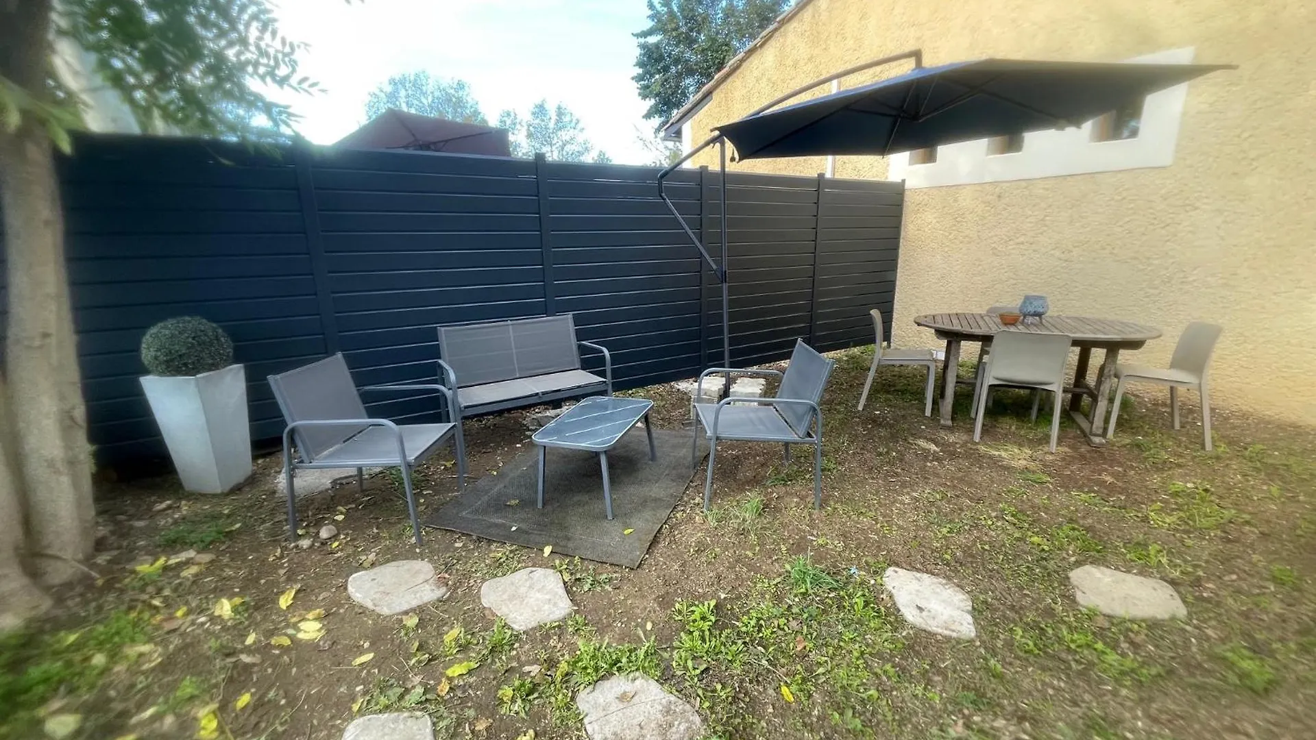 Hébergement de vacances Jolie Petite Maison Avignon - Montfavet France