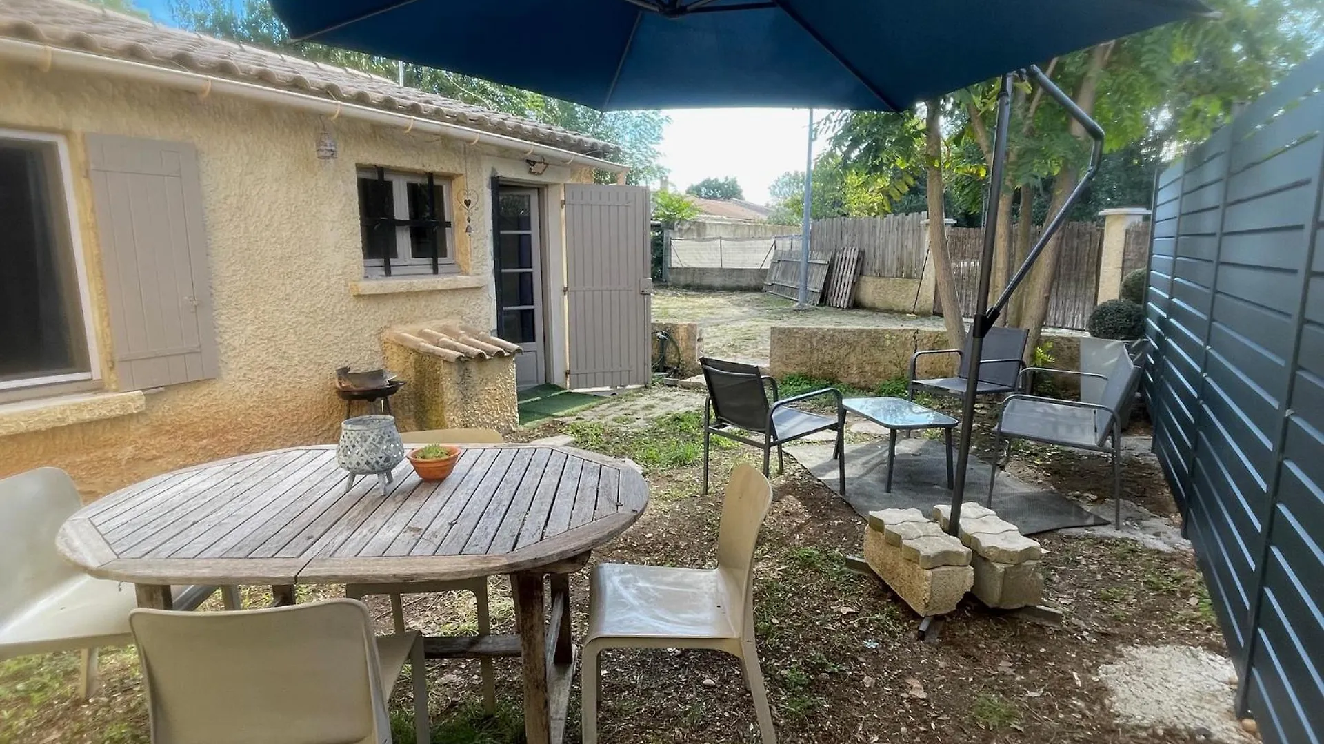 Jolie Petite Maison Avignon - Montfavet 0*,